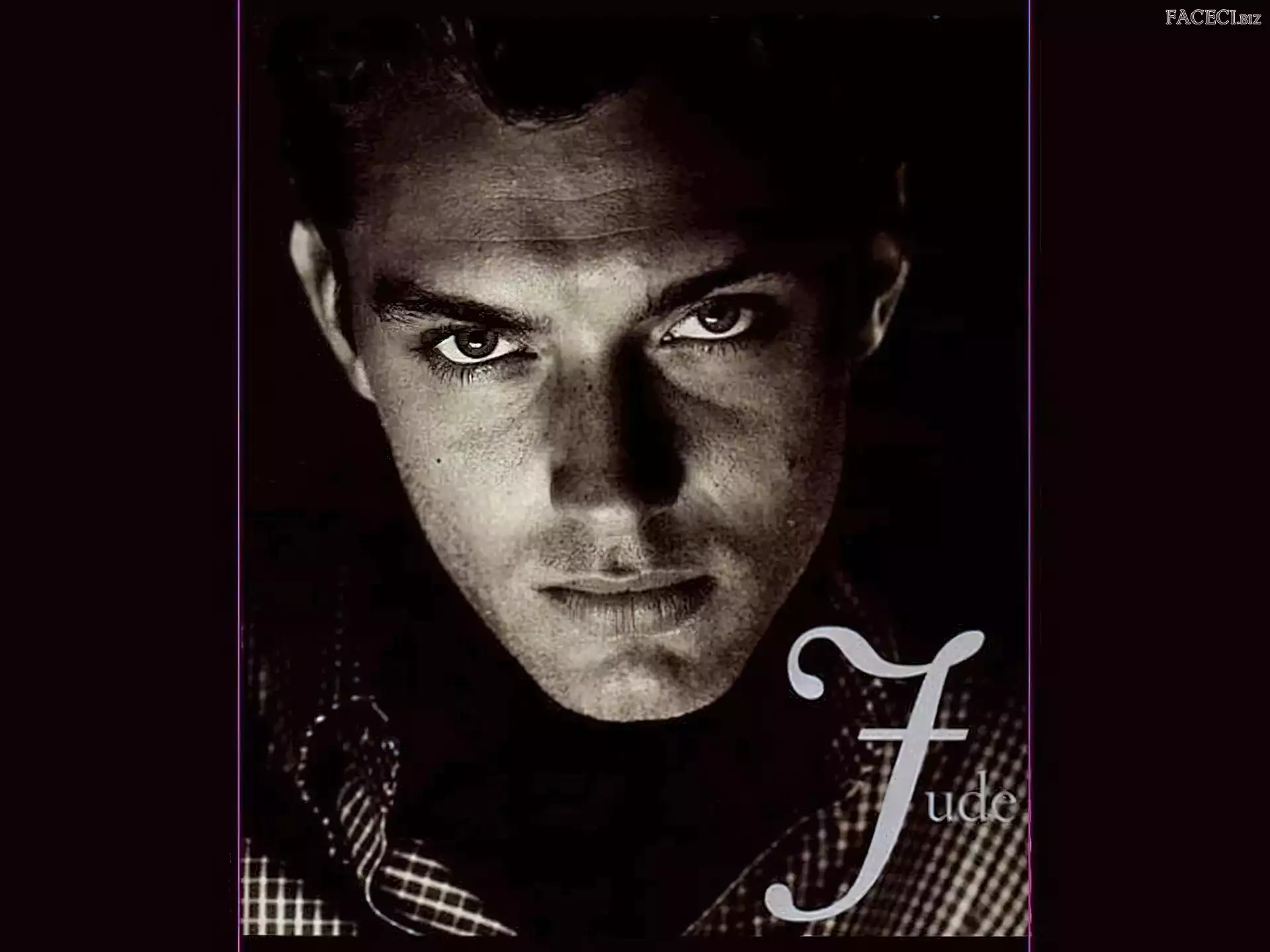 Jude Law, jasne oczy